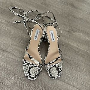 Steve Madden snakeskin block lace up heels